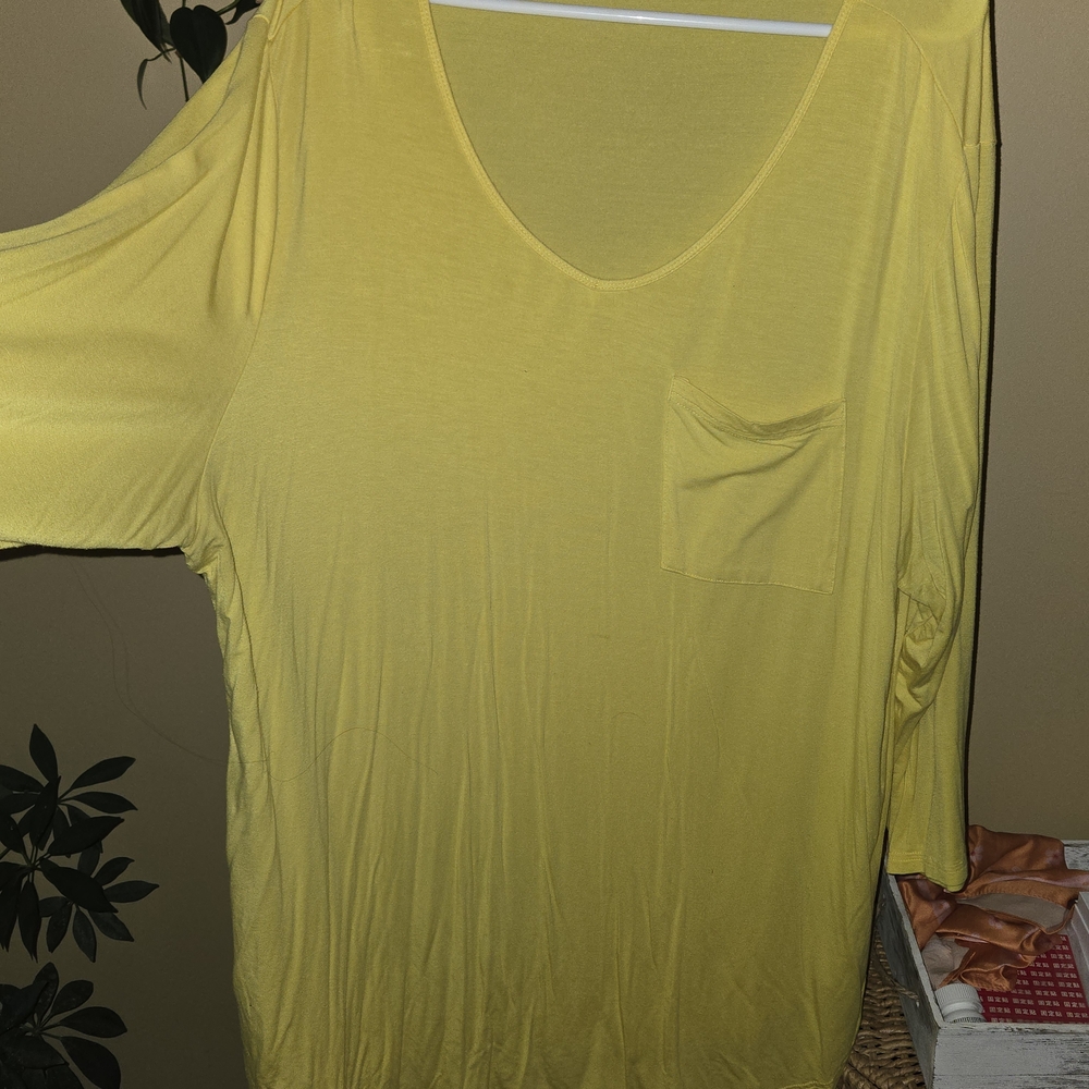 Amazon Essentials Women's Long Sleeve Tee - Lemon Yellow